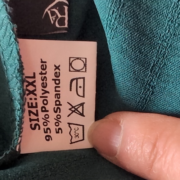 Green Blouse/Top - Picture 5 of 5